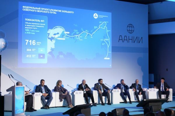 Объем грузоперевозок по Севморпути к 2030 году превысит 100 млн тонн