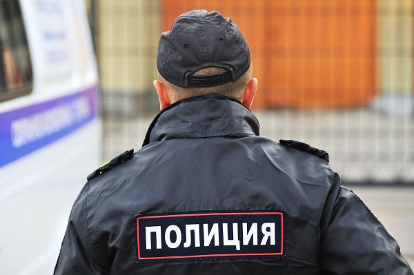 В голове монумента «Родина-мать зовет!» умер московский ректор. Как он попал туда и что об этом известно?