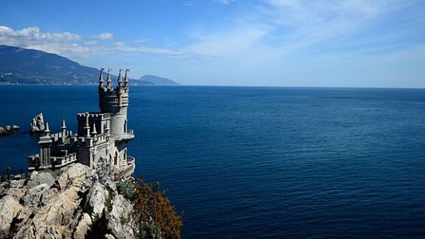 Бронь летнего отдыха в Крыму превысила 50%