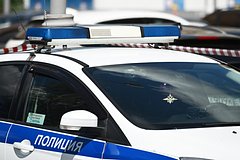 Во Владивостоке прогремели взрывы в районе бухты Десантная. С места ЧП увезли два накрытых брезентом автомобиля
