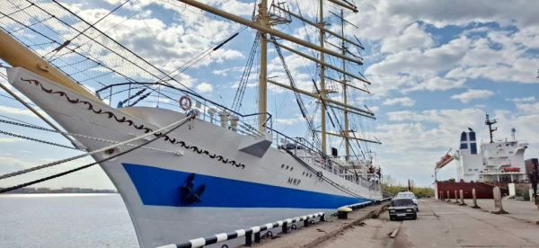 Освидетельствование парусного судна "Мир" прошло успешно